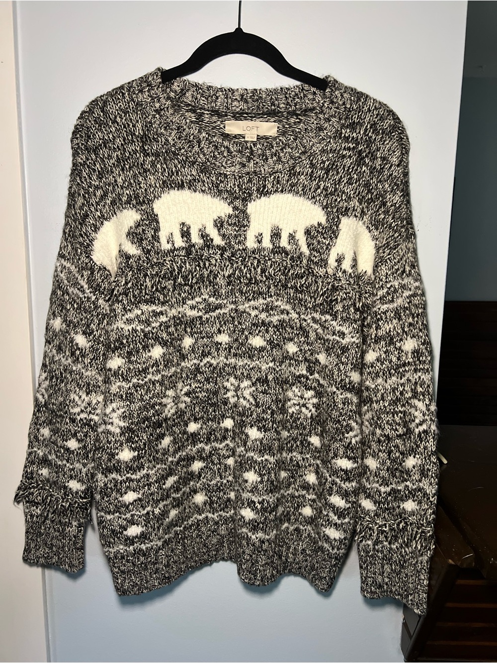 LOFT Size Medium Black & White Polar Bear Fair Isle Crewneck Sweater